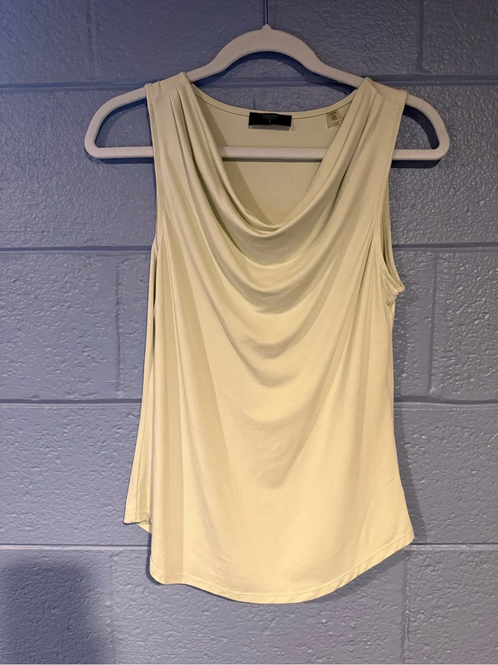 T Tahari Draped Light Green Sleeveless Top - size  XS